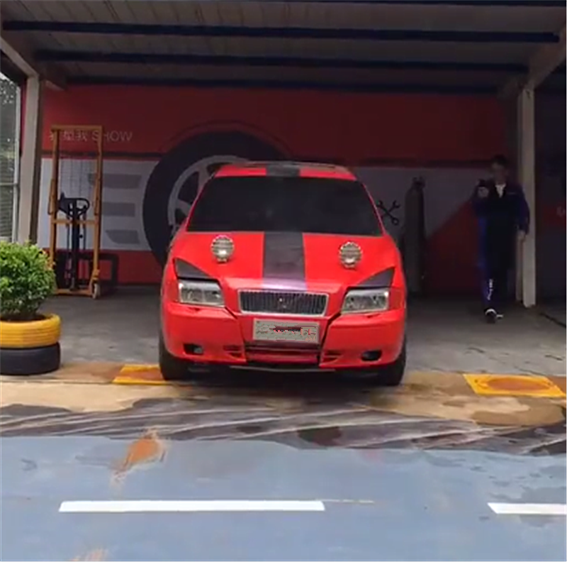 20万沃尔沃现改装店,按下钥匙那一刻,车子变成“变形金刚!”