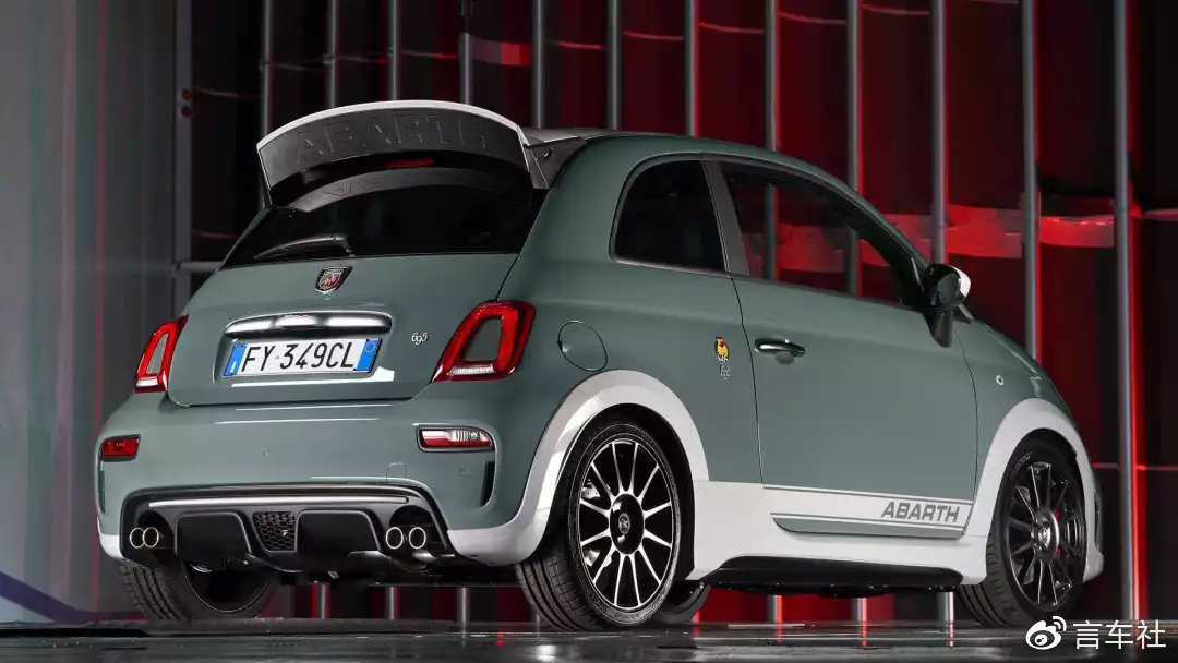 与F0同级别，1.4T的发动机，菲亚特Abarth 695可不能小看