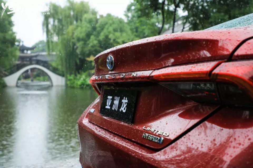 烟雨江南 与亚洲龙来了一场“心潮澎湃”的约会