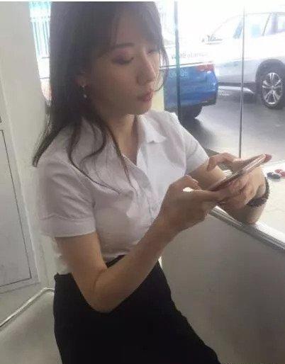 男子看上宝马3系,女销售员挖苦:买了就嫁给你