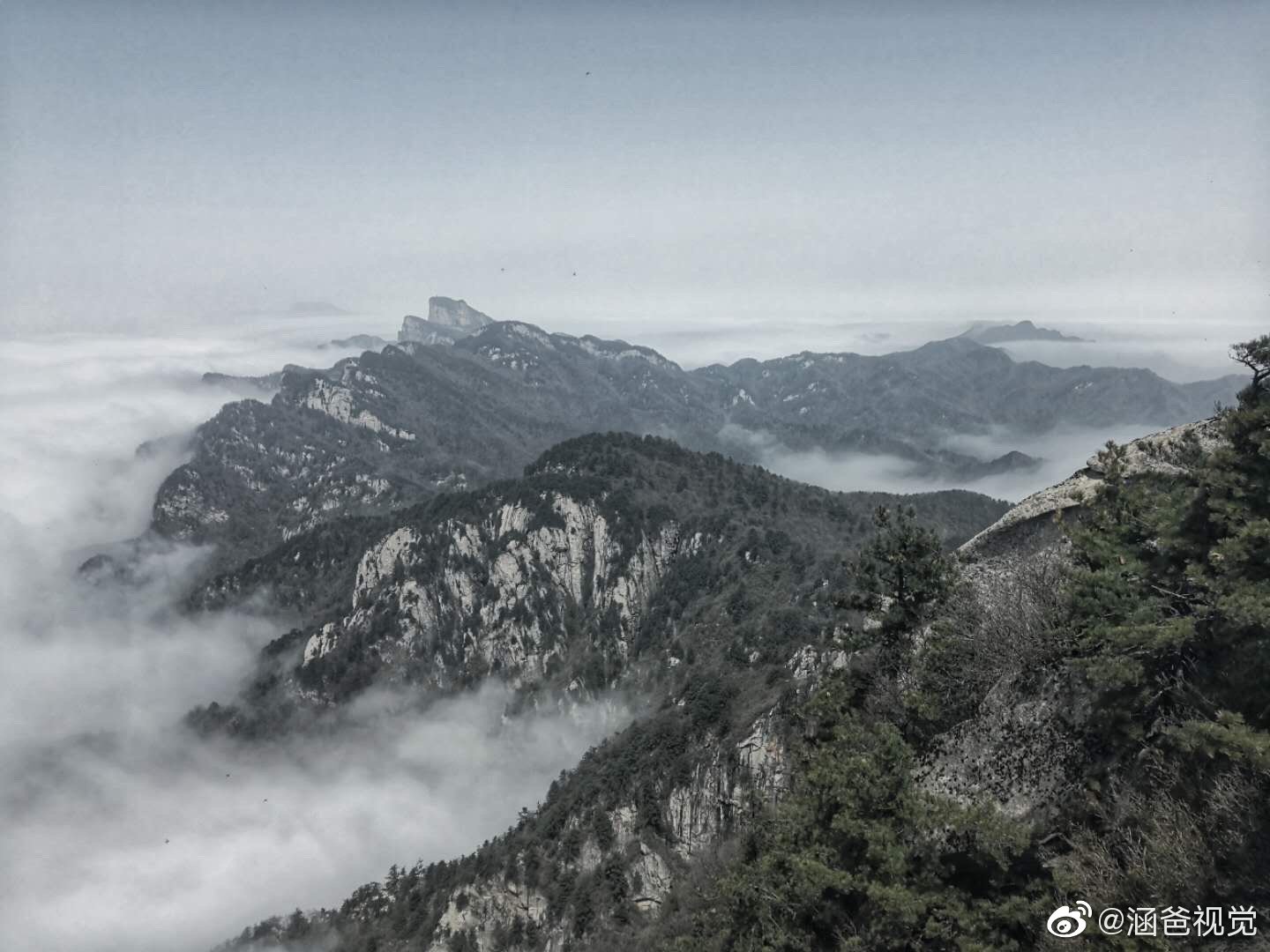 人间仙境白云山伏牛山脉地处南北气候交界