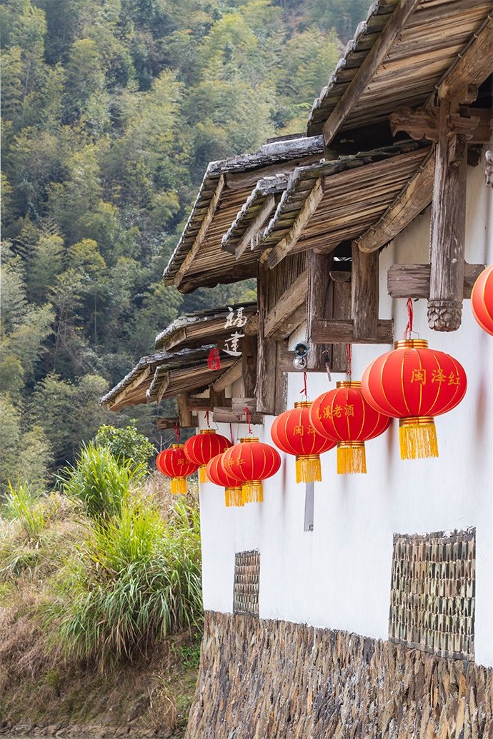 在<a href='http://travel.sina.com.cn/fujian-lvyou/?from=b-keyword' target='_blank'>福建</a>深山中,发现一种你可能从未见过的特殊建筑