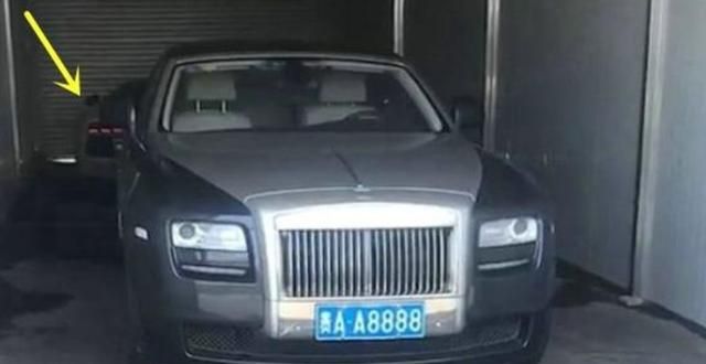 老干妈车库私藏的超跑,688万大牛比幻影更贵,是她儿子的座驾