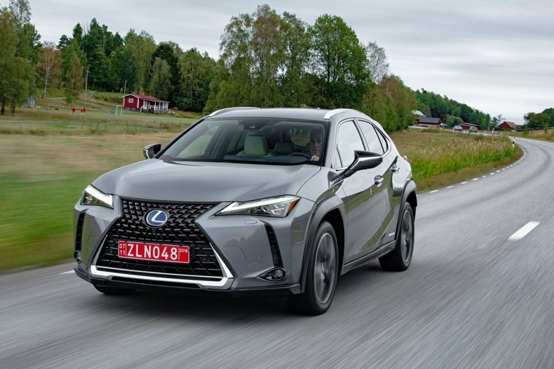 雷克萨斯UX今晚上市!预售价26.99万!