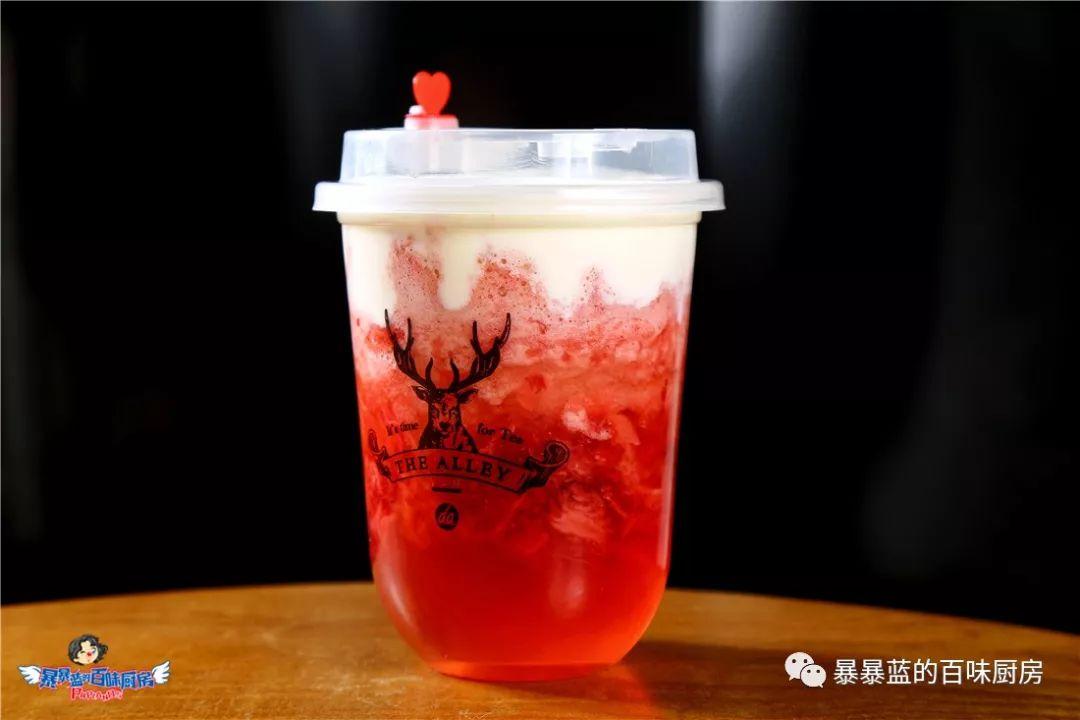 鹿角巷又搞新事情!小五金圣恩代言,伯爵系列蓝粉1块喝!