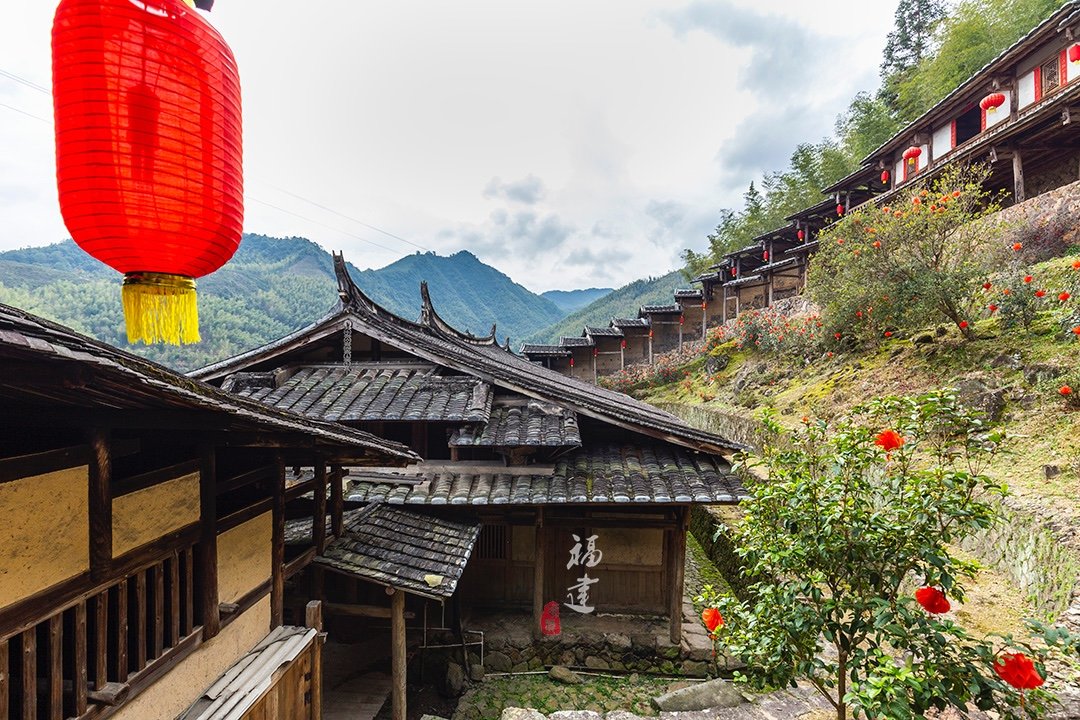 在<a href='http://travel.sina.com.cn/fujian-lvyou/?from=b-keyword' target='_blank'>福建</a>深山中,发现一种你可能从未见过的特殊建筑