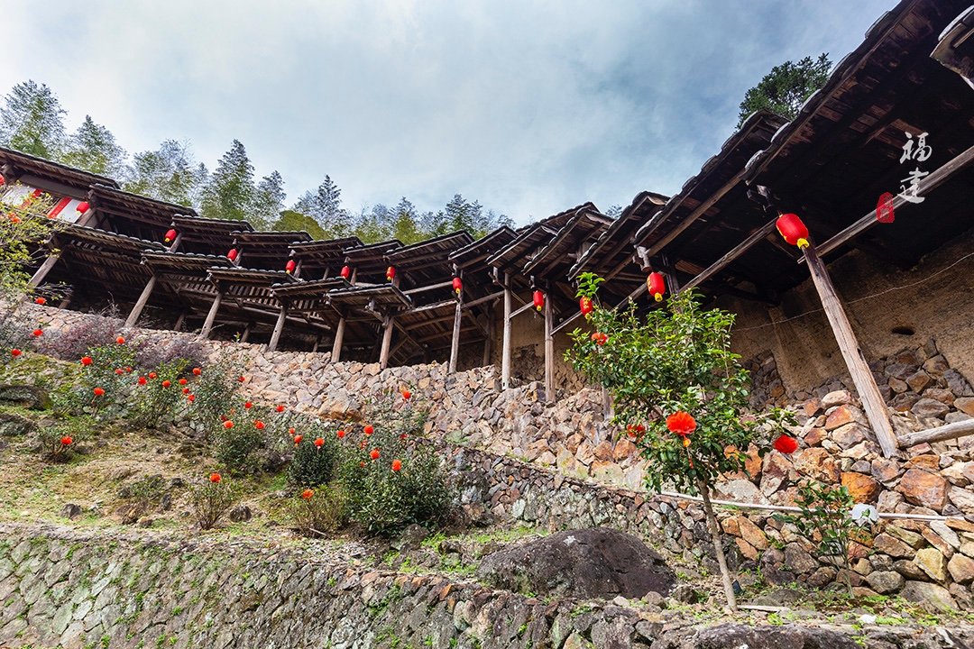 在<a href='http://travel.sina.com.cn/fujian-lvyou/?from=b-keyword' target='_blank'>福建</a>深山中,发现一种你可能从未见过的特殊建筑