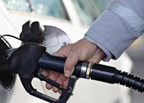 ​汽车保养小技巧：这4个零件尽量少保养，因为它们越保养越伤