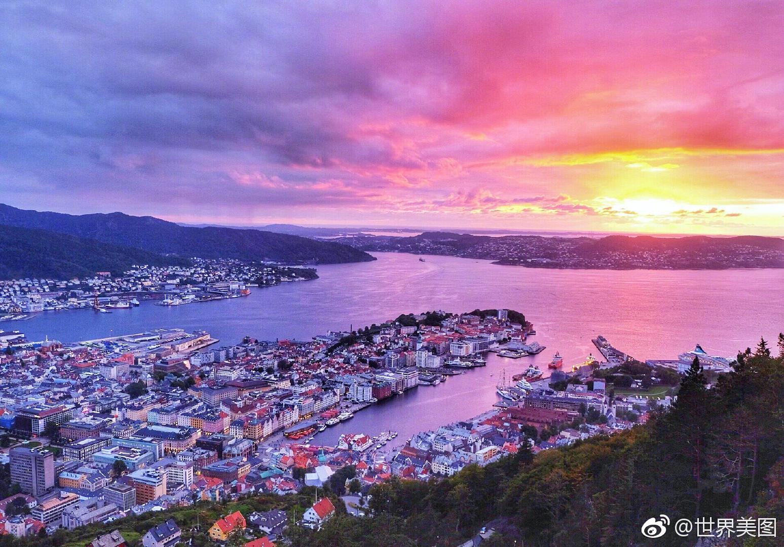 挪威弗罗伊恩山--位于卑尔根东部，海拔320米