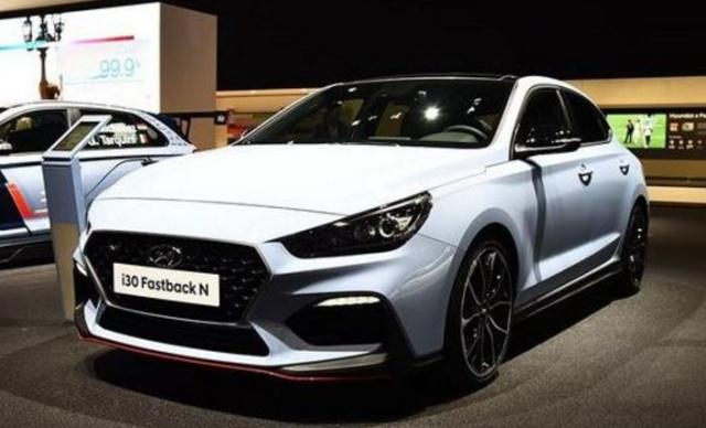 现代“小钢炮”来袭，2.0T爆275马力，加速仅6.1秒，挑战高尔夫