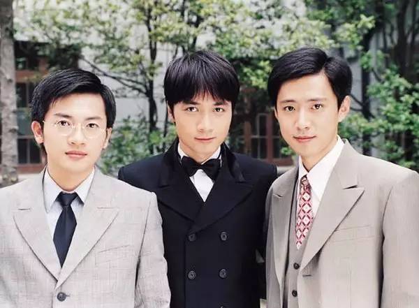 《情深深雨蒙蒙》六大男主换西装，书桓不是最帅，最惊艳的竟是他