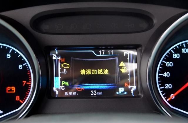 比亚迪G5沉稳内敛型豪华,宜动宜静,实用性十足