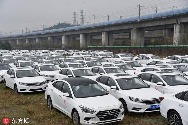 南京再现多处网约车“坟地”，大部分都是新车！