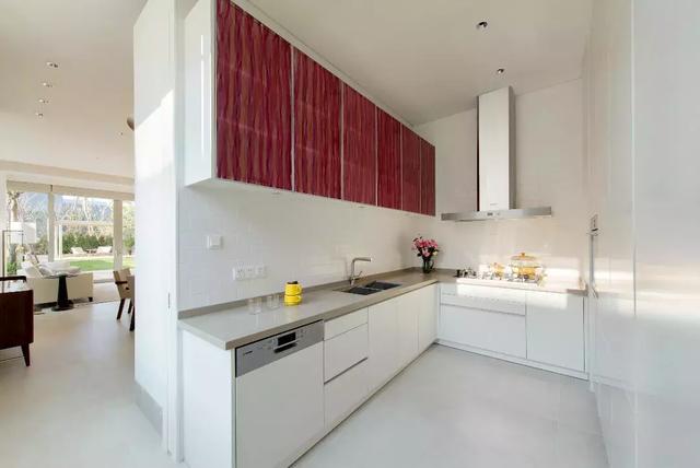 宁静自然的空间向往，使三亚海棠湾晋园拥有了非凡的别墅之美