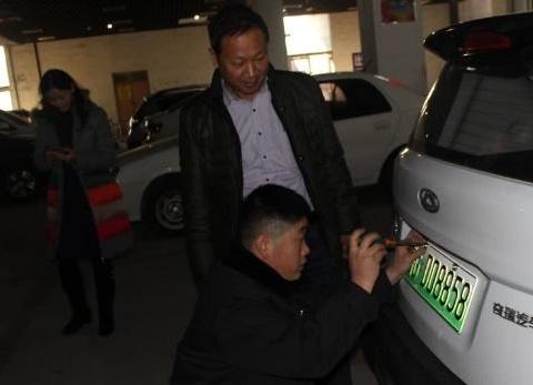 新能源遮羞布被彻底撕下！一到冬天毛病不断，车主空调都不咋开