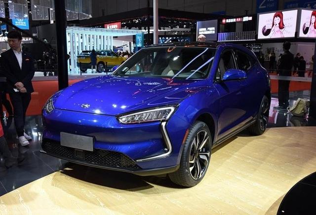 3.5秒破百续航500km,30+安全配置,定制化购车,27.8万起,已火