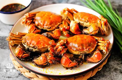 面鱼4鬼猜一成语_有关鱼的成语猜图