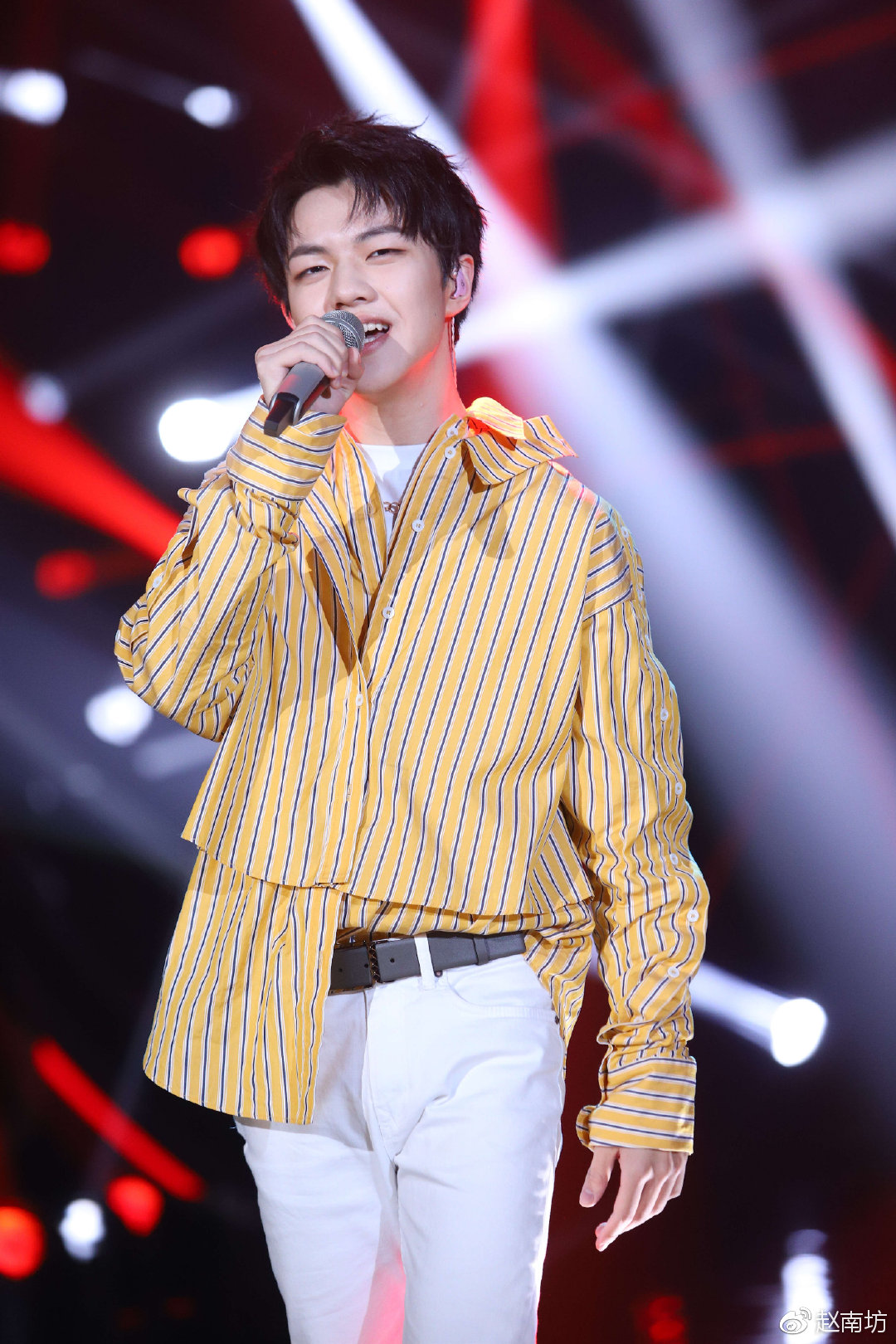 为《歌手》带来青春风暴的钱正昊,赢了自己,赢