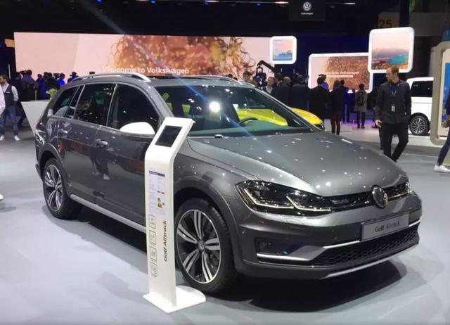 宝马X3 M/X4 M搭3.0T双增压,GLC 63怕了吗?