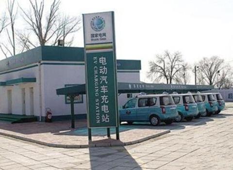 如果道路上的燃油车，全部换成新能源车，将是什么场景?.