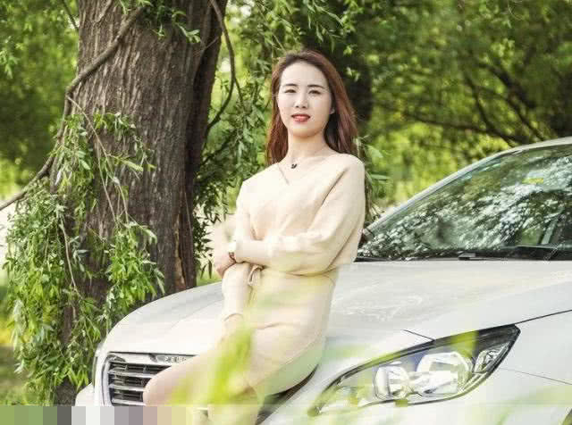 最喜欢的标致车模,淑女气质无人能敌,男的看了都动心