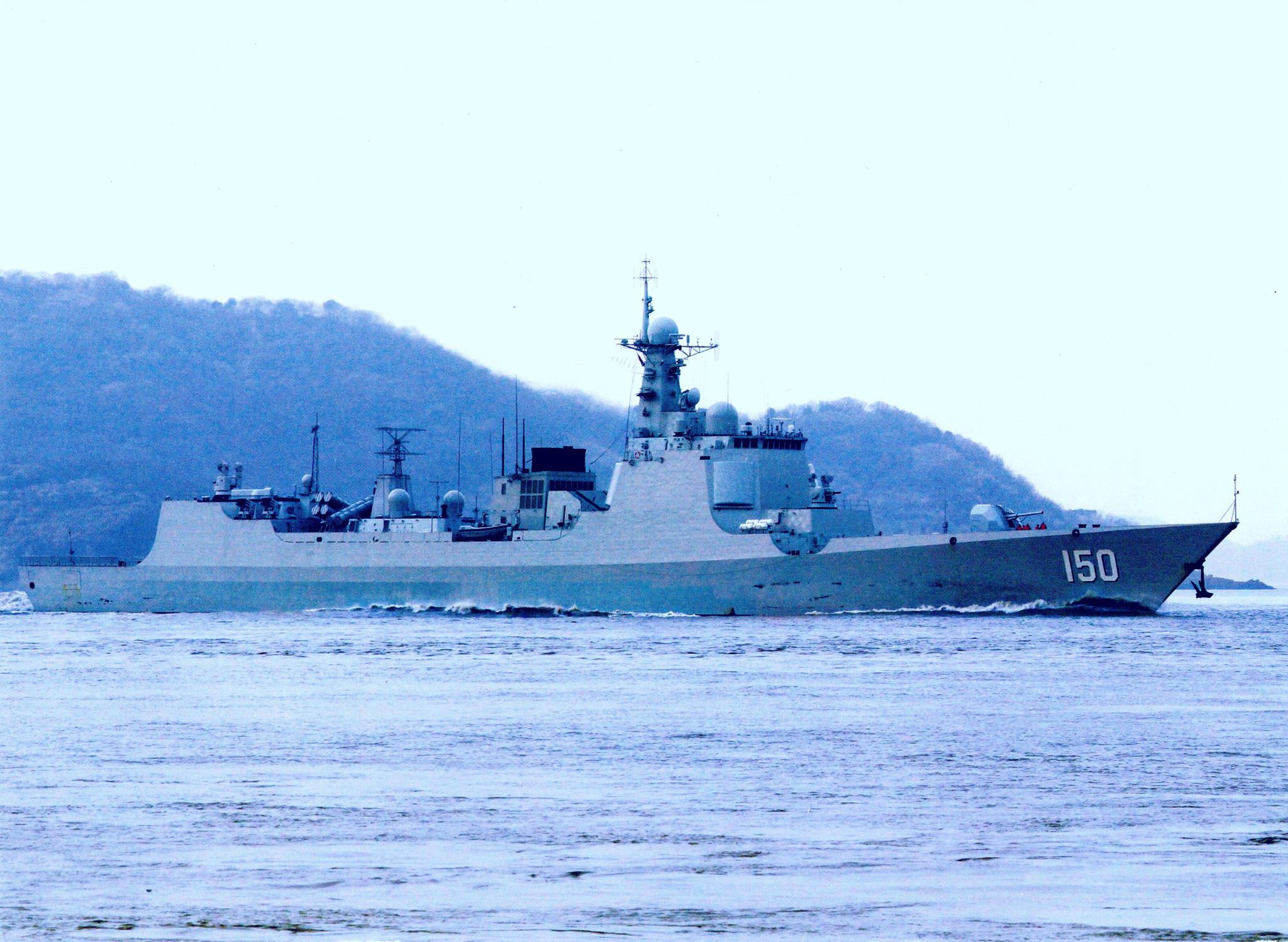 中国海军052C型驱逐舰.