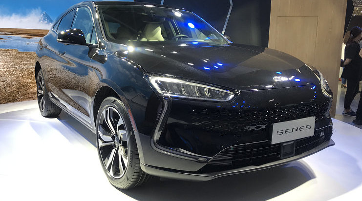 EV视界直击上海车展亮点车型-金康SERES SF5