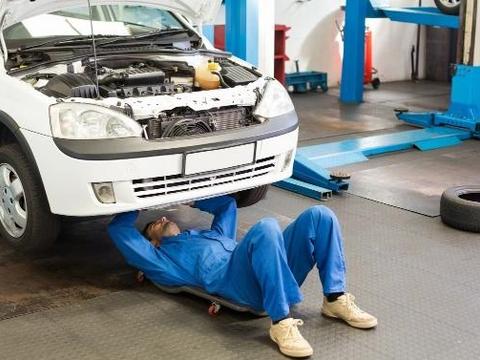 修车时更换的这4个零件，车主别忘了带走，修车工旧件也很值钱