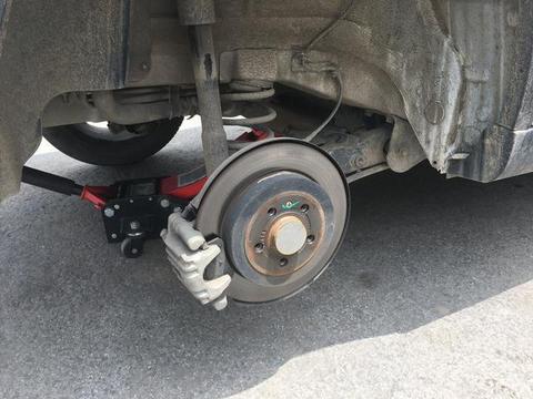 刹车部件“生锈”需要保养吗？