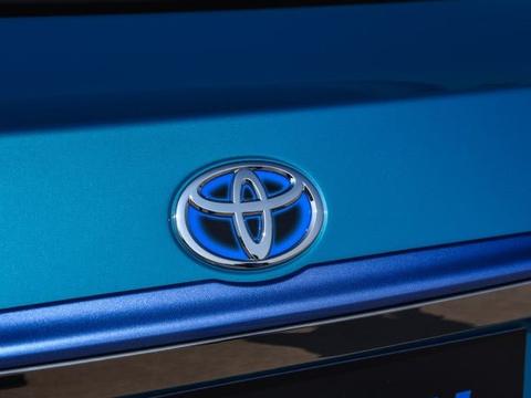 李书福笑开了花，丰田把混动技术一块钱卖给吉利，比亚迪压力山大