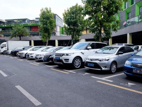 停车后直接熄火? 老司机: 多做这一步, 发动机能多用十年