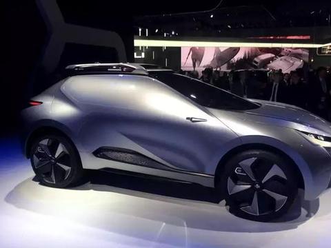 没有B柱，第一排3个座位，这台MPV究竟什么来头？