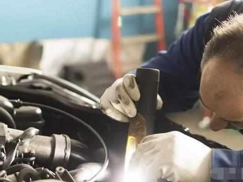 汽车开到5万公里，必须做的4个保养！最后一个很多老司机不知道