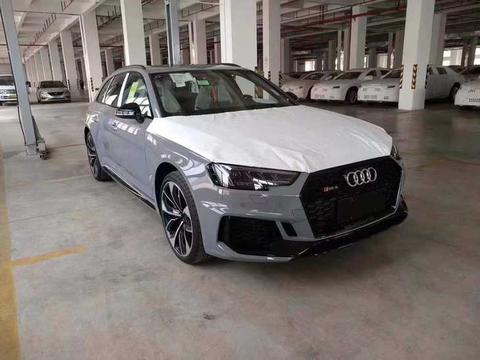 德系三强中高性能版旅行车独一份儿 奥迪RS 4 Avant现已到港