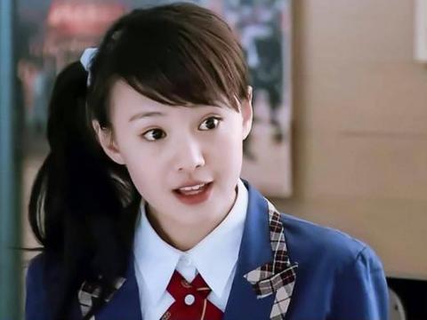 今年郑爽四部新剧待播,《青春斗》《翡翠恋人