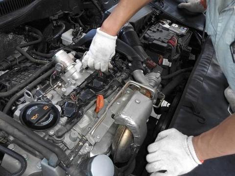 维修师傅说漏嘴：汽车跑完6万公里，这5项必须做，别等报废才后悔