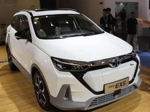 北汽推出走量电动SUV，续航520km，落地不足16万