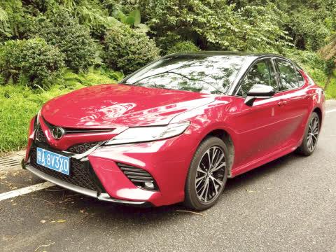 记住了！如果你是90后，叫你老爸给你买全系第二贵的凯美瑞就对了