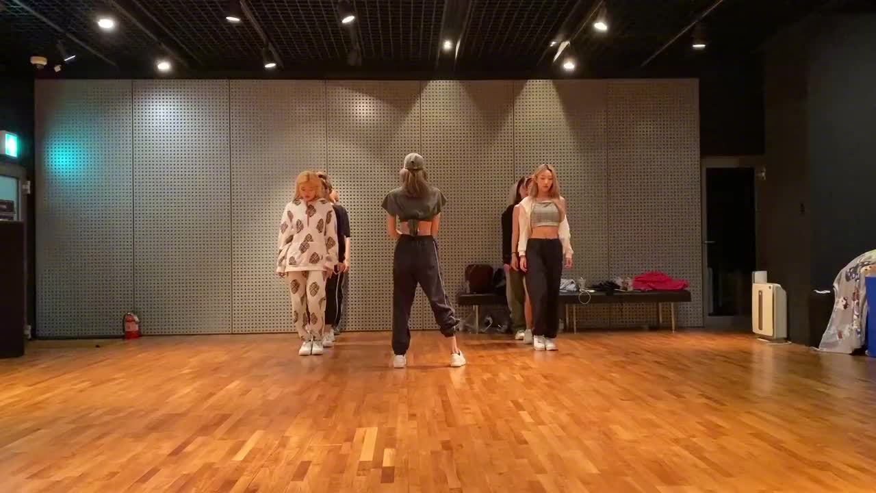 madilynsenorita,senoritamadilyn lisa《senorita》练习室版本来了, 卡点和力度巨爽