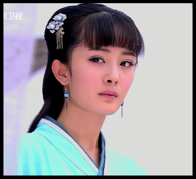 杨幂的八个古装造型,夕瑶柔美,白浅随性,抵不过她的眼神杀