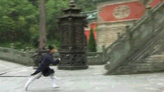 传说中的轻功,是靠走簸箕练出的吗?民国武术大师揭出真相