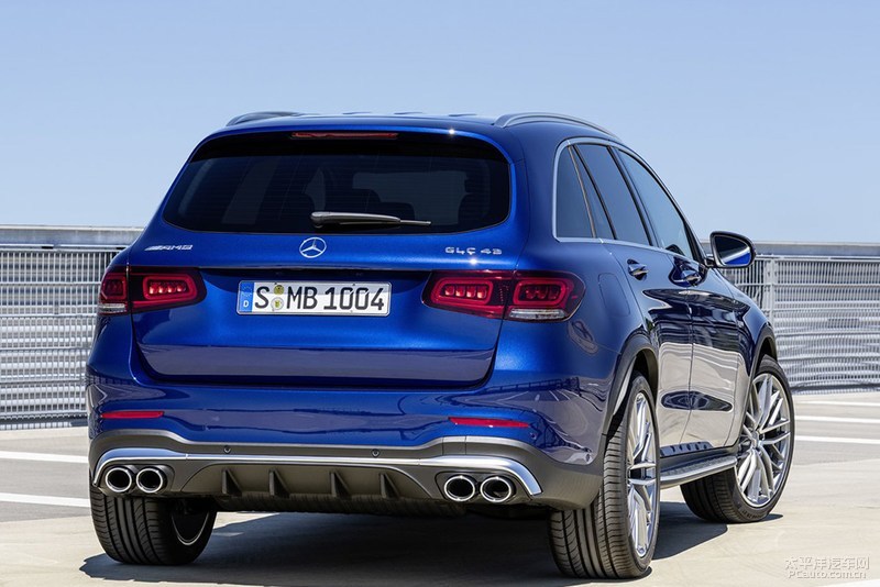 新款梅赛德斯-AMG GLC43官图发布,动力小幅提升