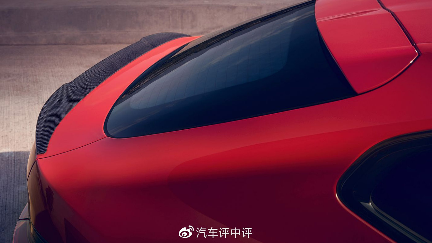 M家族又添新成员,宝马X3 M/X4 M上市,83.99万元起售