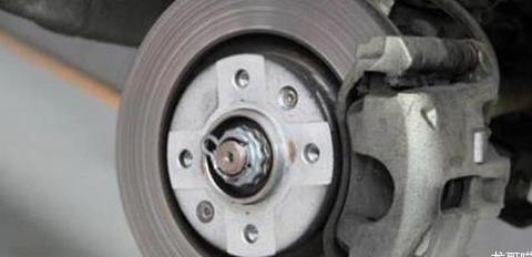 刹车片到底多久更换平时都靠眼睛判断，真正的高手一听就会知道