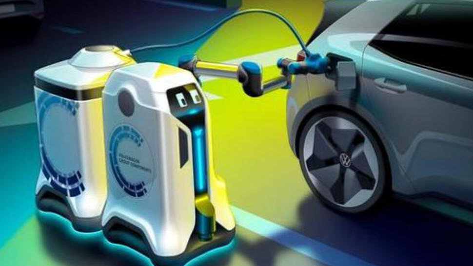 大众发明的充电机器人是如何运行的呢？