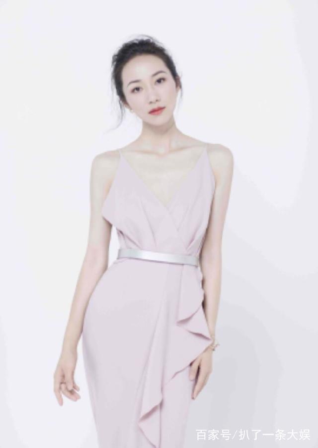 她是唯一一个将中国移动告上法庭的明星,从此