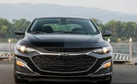 汽车最大克星来了，新车比跑车还帅气，2.0T+闭缸，不足18万