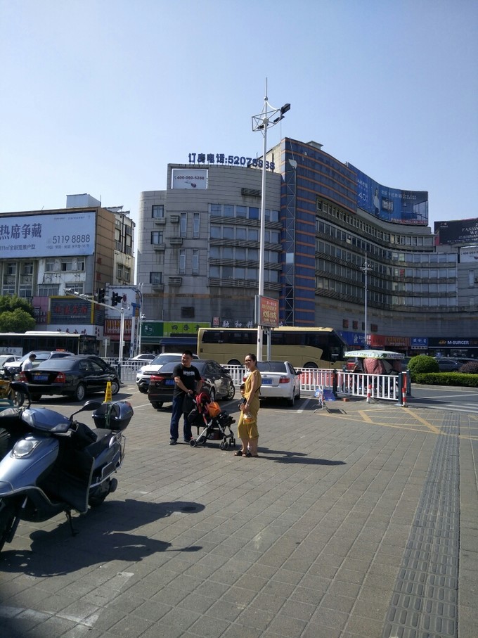 常熟，走马观花服装城，外贸村