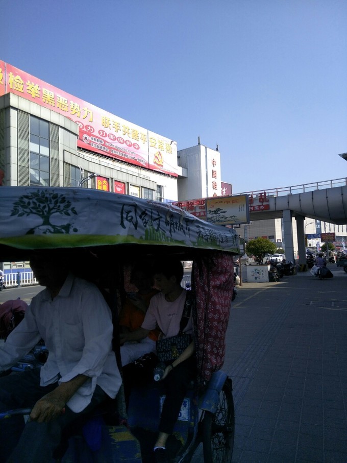 常熟，走马观花服装城，外贸村