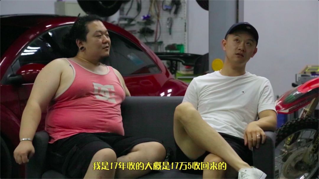 为什么说大众甲壳虫买了就后悔?两代车主抹泪道出了最真实的感受